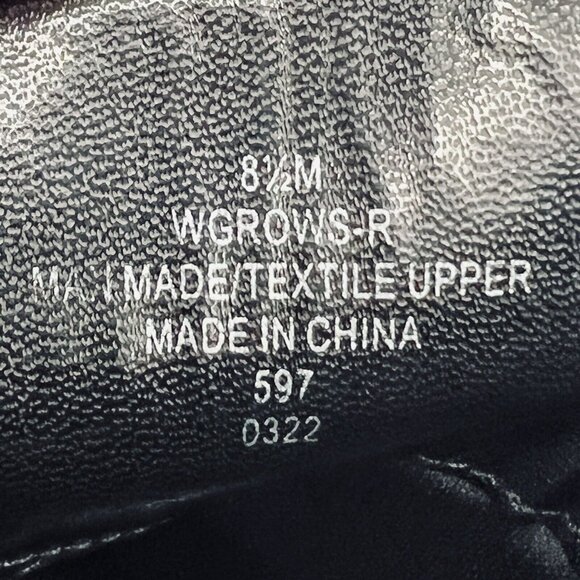 GUESS Women's Grows-R Ankle Boots Knit Logo Platform Black/White Size 8.5 NWOB - Picture 14 of 14